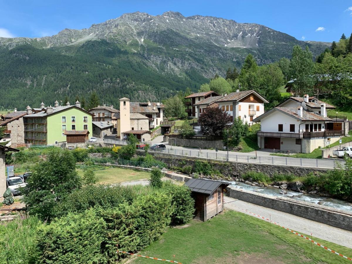 Appartamenti Da Clara La Thuile Εξωτερικό φωτογραφία